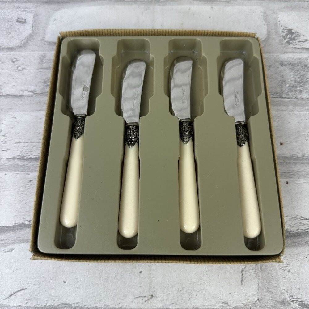 Inox Napoleon 4 Pc Set 18/10 Stainless Steel Butter/Cheese Spreaders Italy